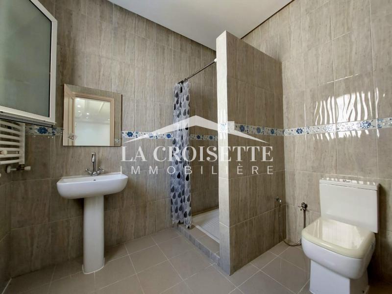Appartement S+3 avec jardin à Gammarth